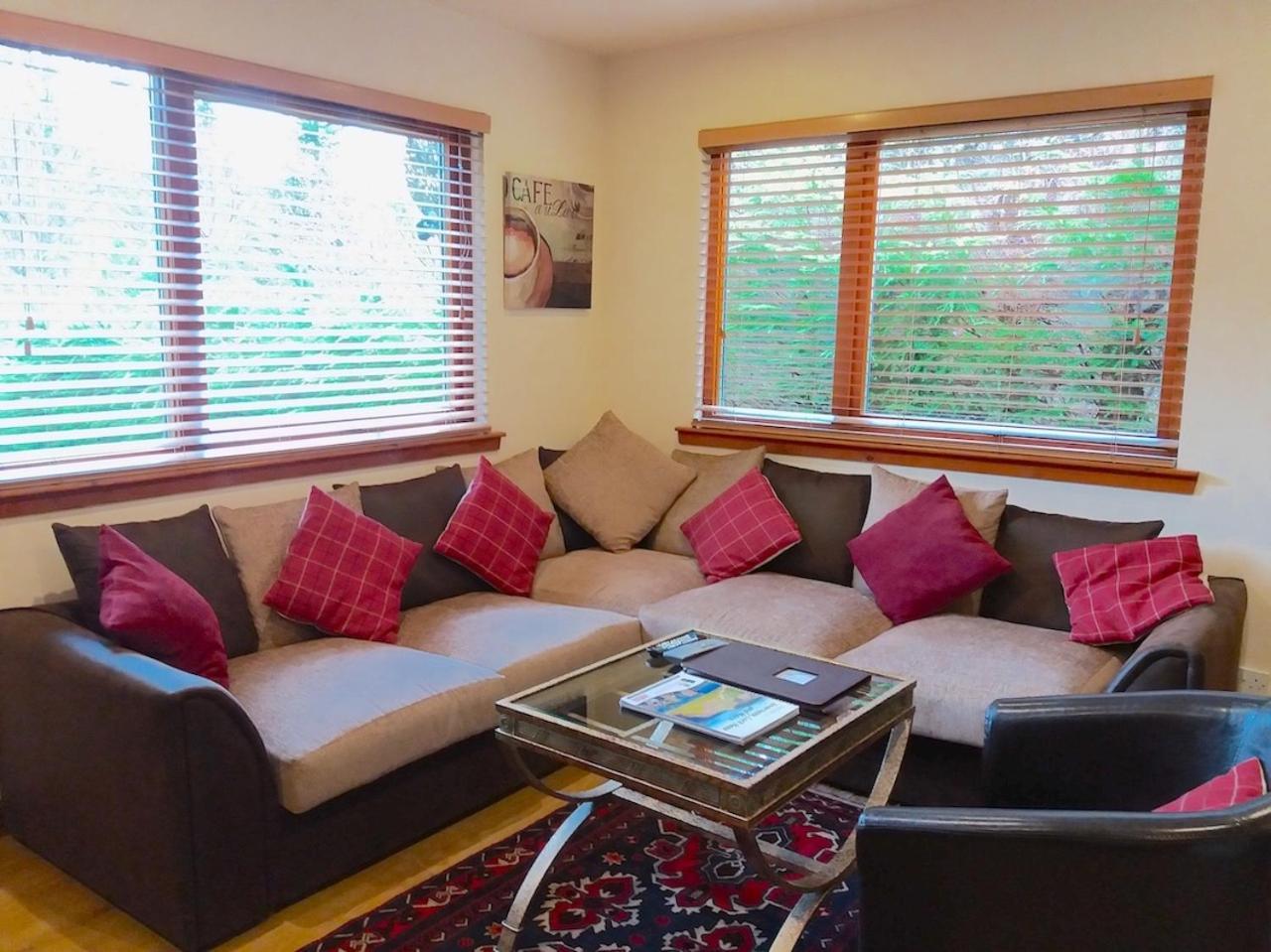 Lodge Loch Ness Highland With Partial Loch View Invermoriston
